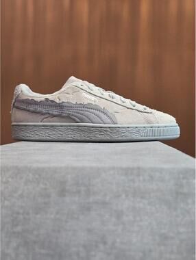 PUMA x One Piece Suede “Straw Hat Luffy” - Feather Grey (396720-01) Size 4.5Y 6W